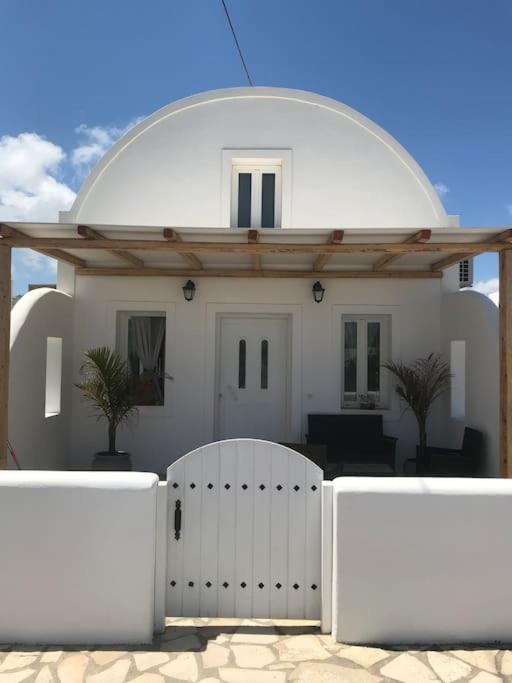 White Wave Villa, 3Min Walk From Beach Kamari  Exterior photo