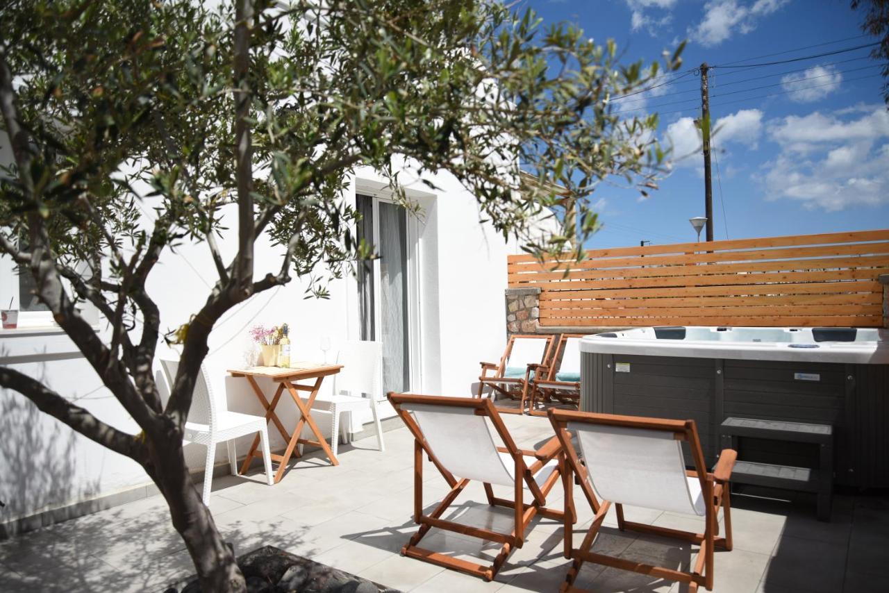 White Wave Villa, 3Min Walk From Beach Kamari  Exterior photo
